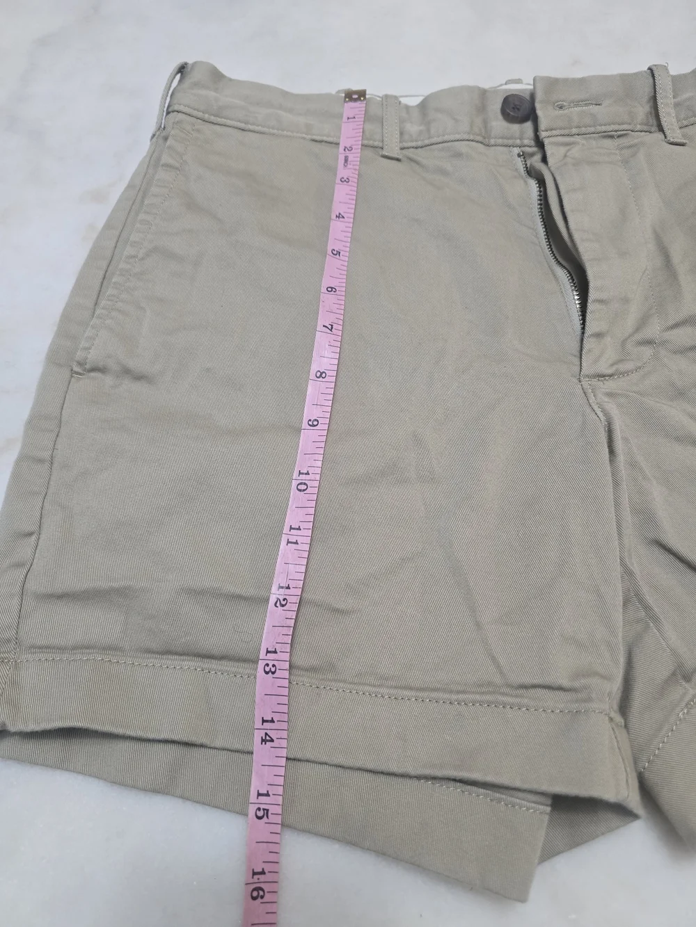 J. Crew MENS tretch Chino Shorts in Khaki
